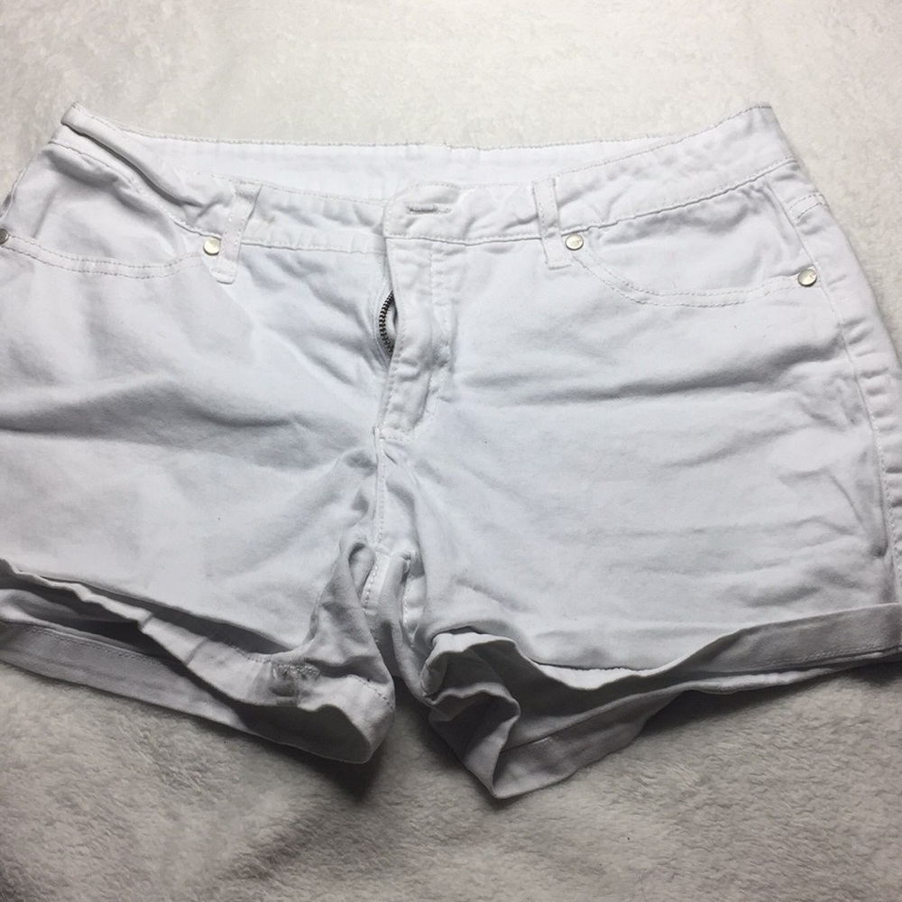 Faded Glory white shorts